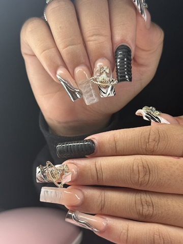 Black and chrome nail set with mixed 3D charms